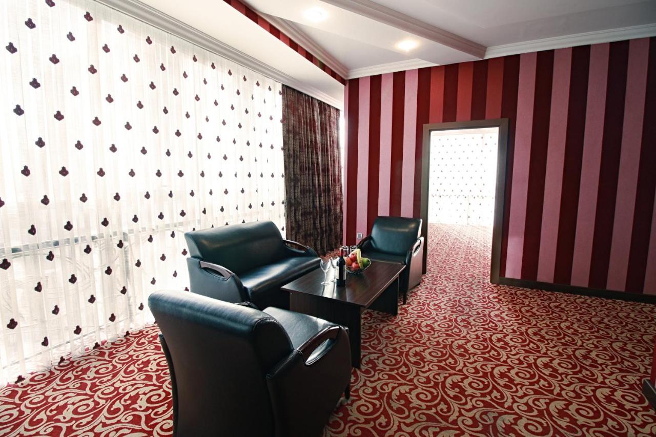 New Baku Hotel Extérieur photo