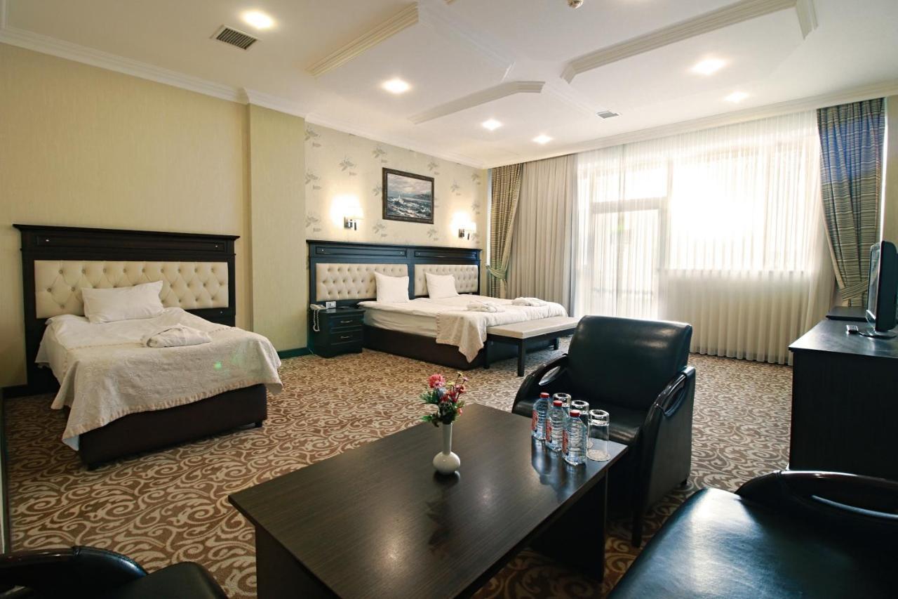New Baku Hotel Extérieur photo